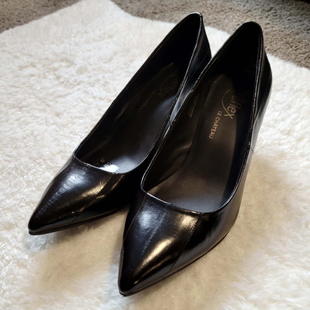Le Chateau Leather Moda Reflex Kitten Heel